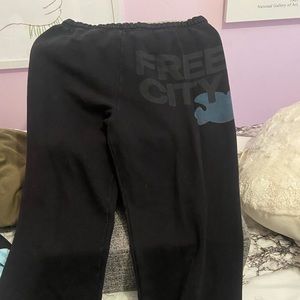 Free City Sweatpants